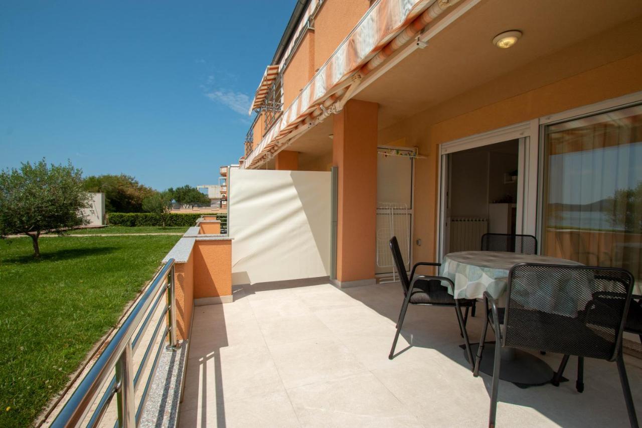 Apartments Matas Sukošan Exterior foto