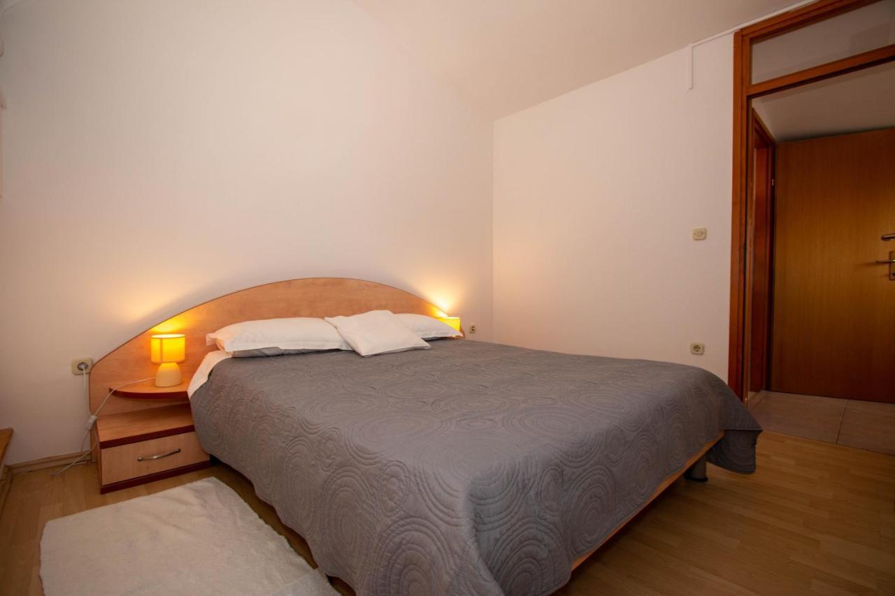 Apartments Matas Sukošan Exterior foto